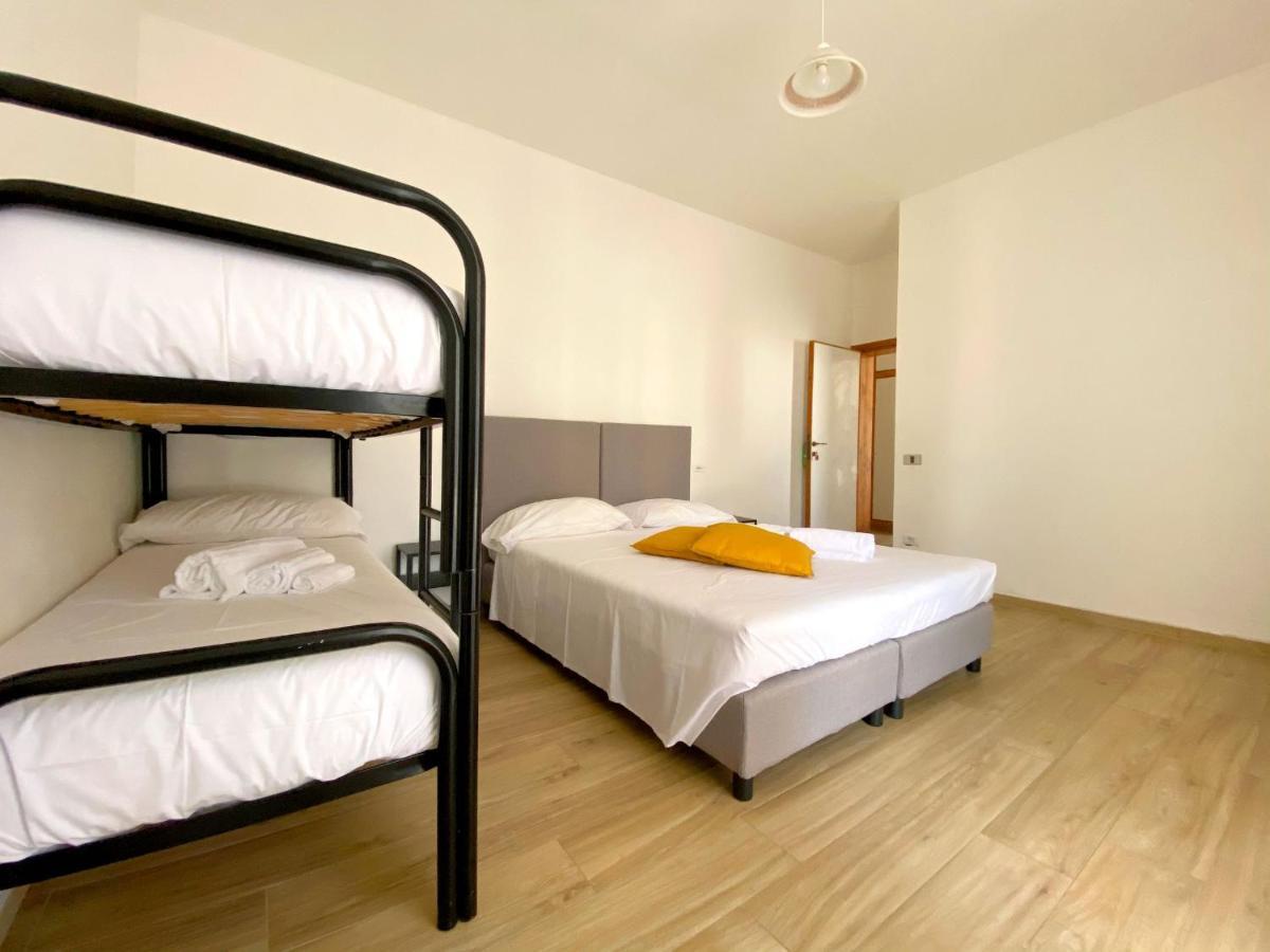 Camping Village Mar Y Sierra San Costanzo Bagian luar foto