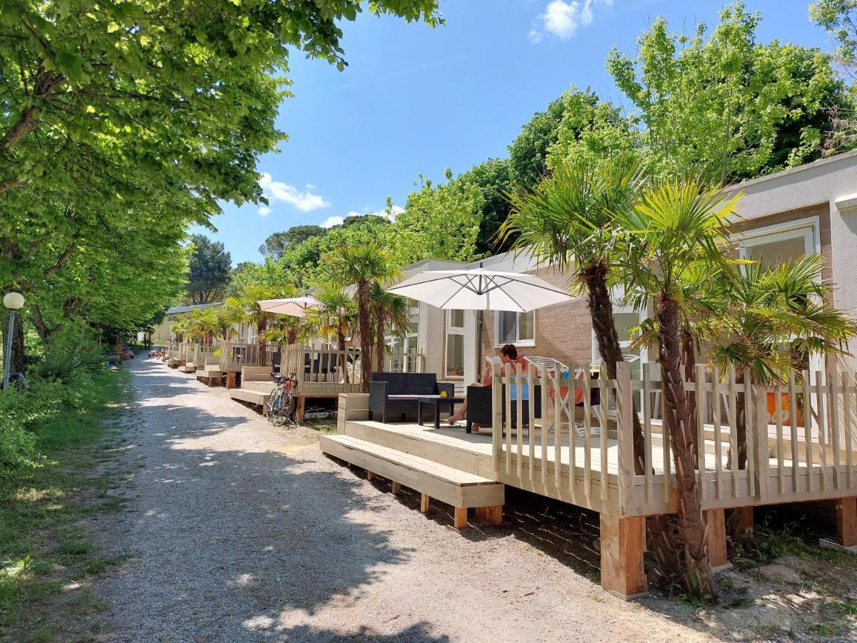 Camping Village Mar Y Sierra San Costanzo Bagian luar foto