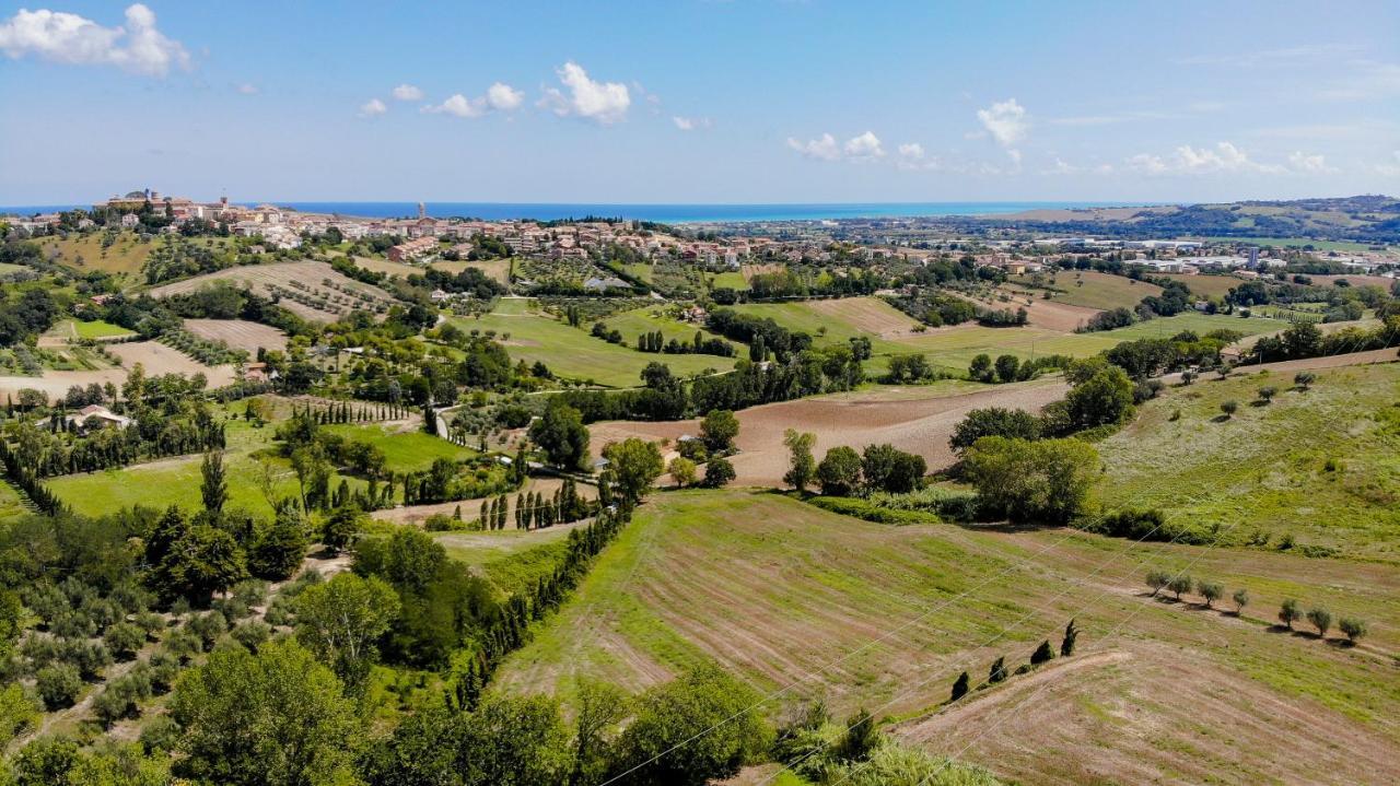 Camping Village Mar Y Sierra San Costanzo Bagian luar foto